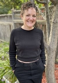 Headshot of Leslie Wexler.